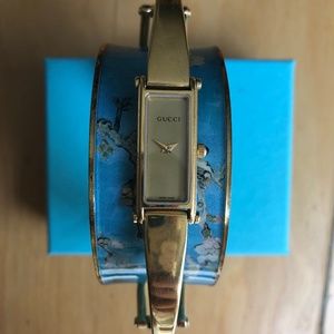 Gucci 1500L Gold Watch